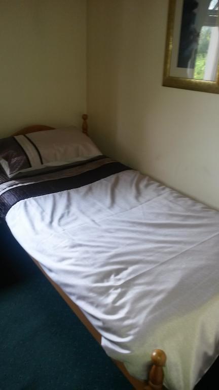 The Friar Tucks Hotell Gloucester Exteriör bild