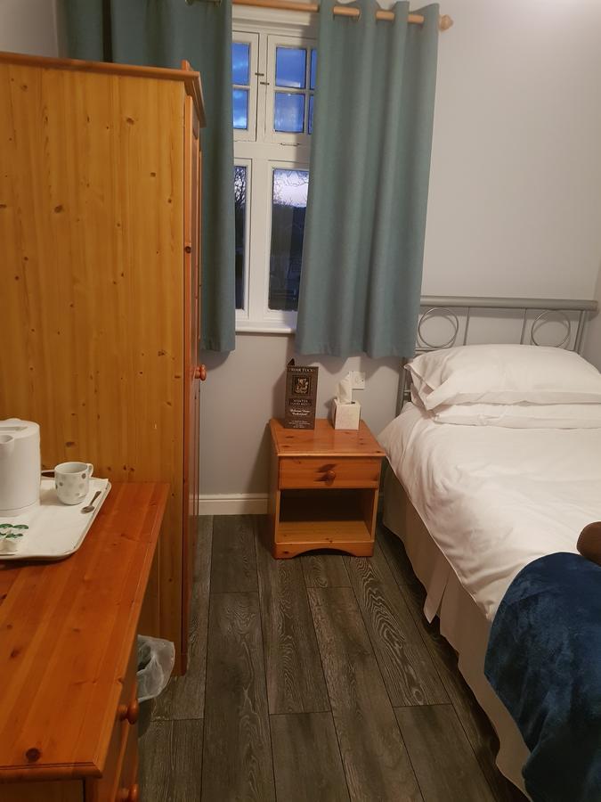 The Friar Tucks Hotell Gloucester Exteriör bild