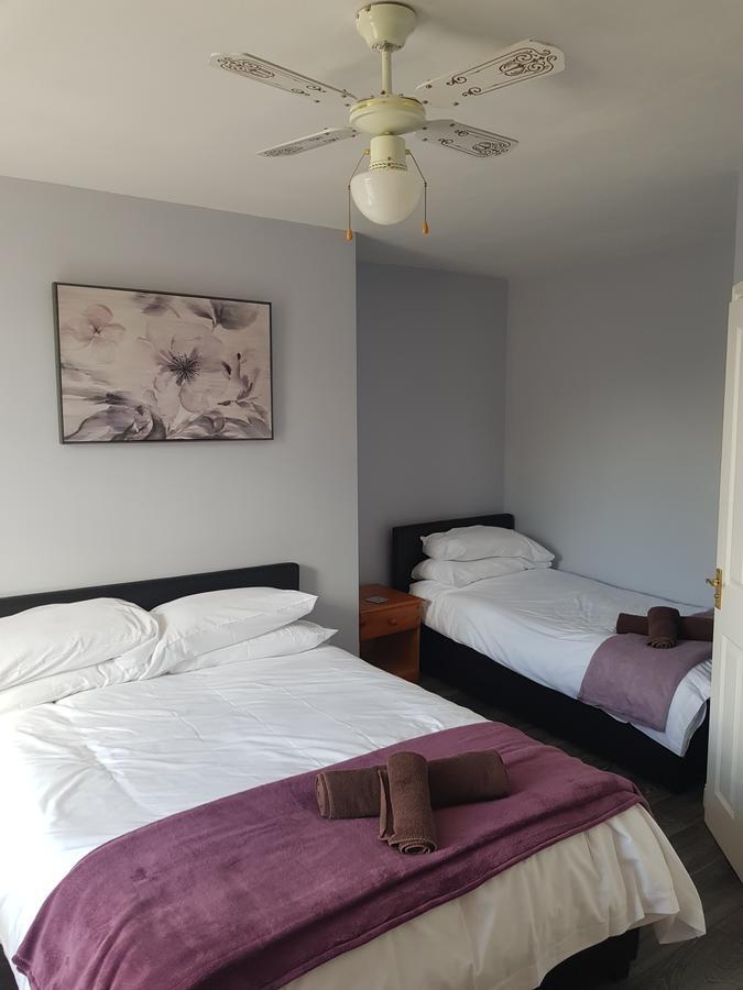 The Friar Tucks Hotell Gloucester Exteriör bild
